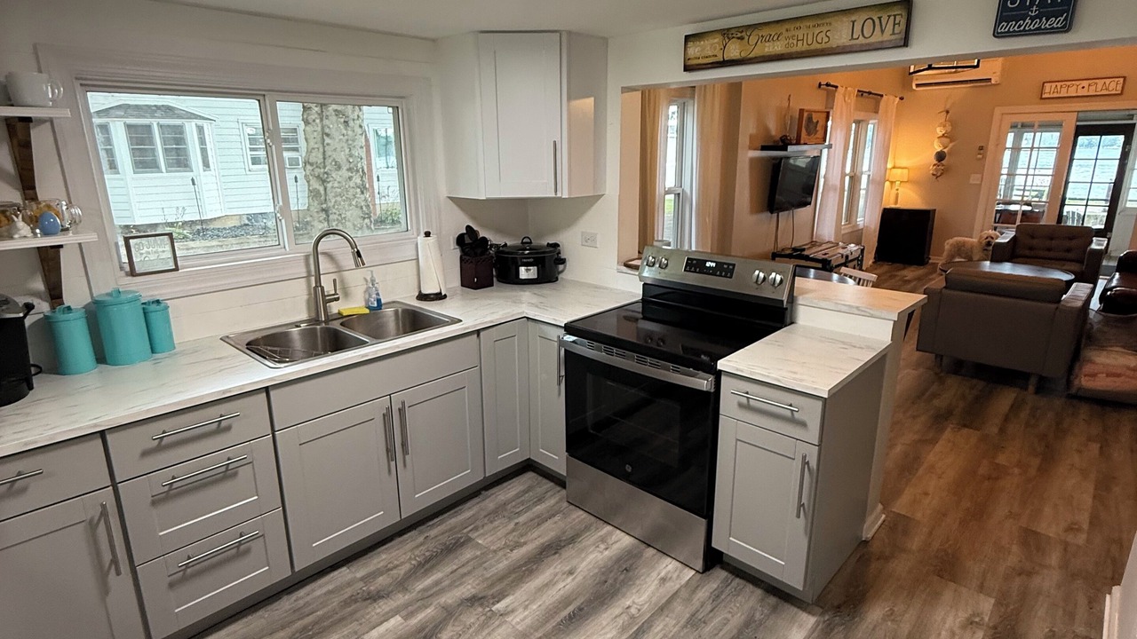 Photo of Kitchen in Sister Lakes