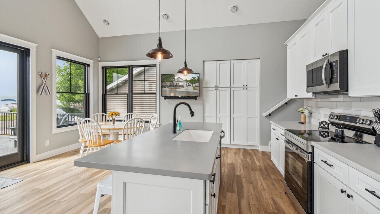 Photo of Kitchen in Crystal