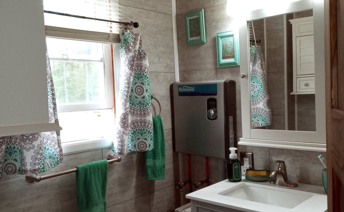 Photo of Bathroom in Manistique