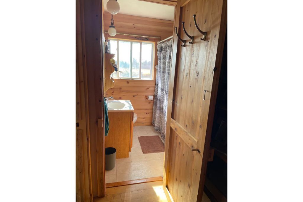 Photo of Bathroom in Hessel