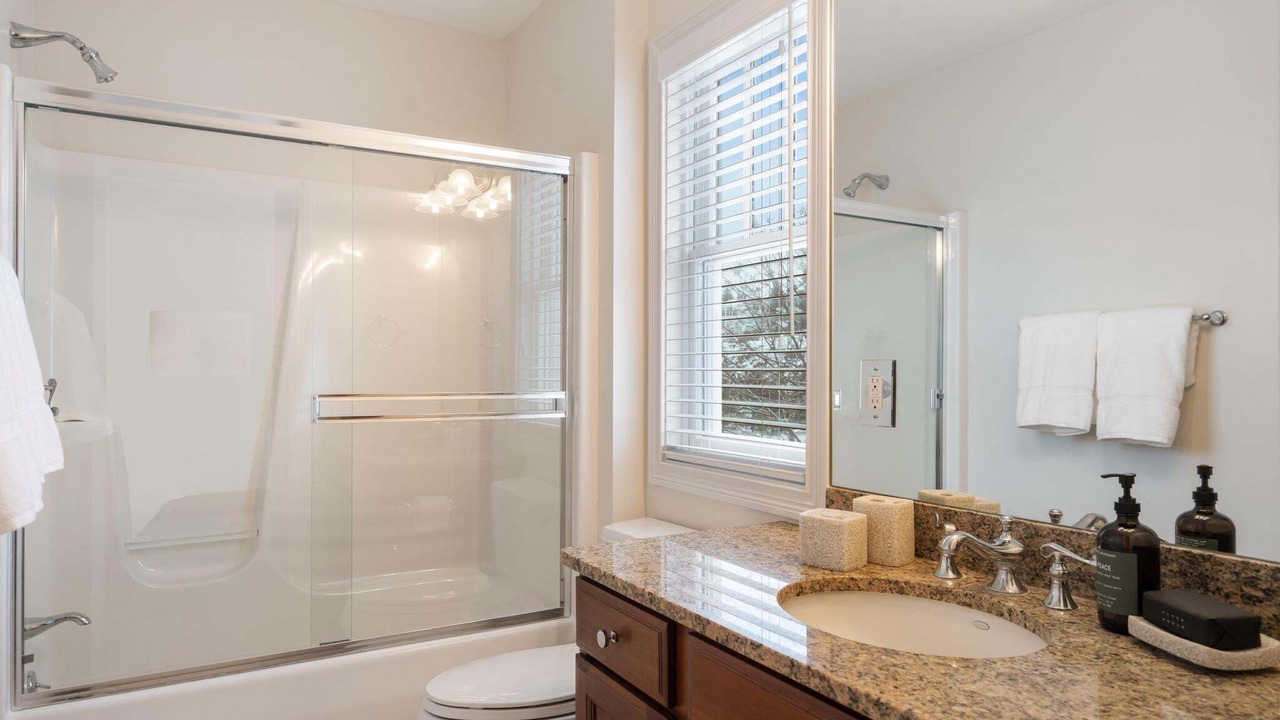 Photo of Bathroom in Bay Harbor