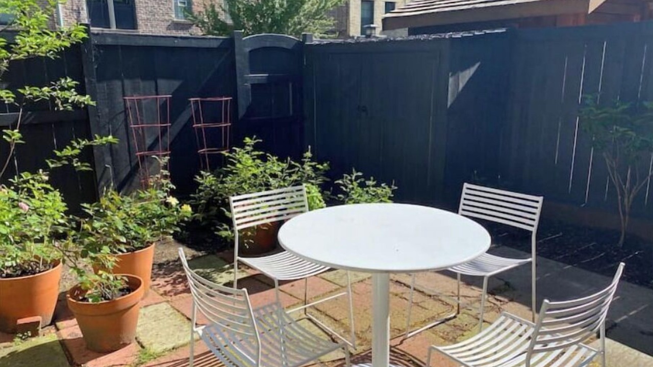 Photo of Outdoor in East Hyde Park