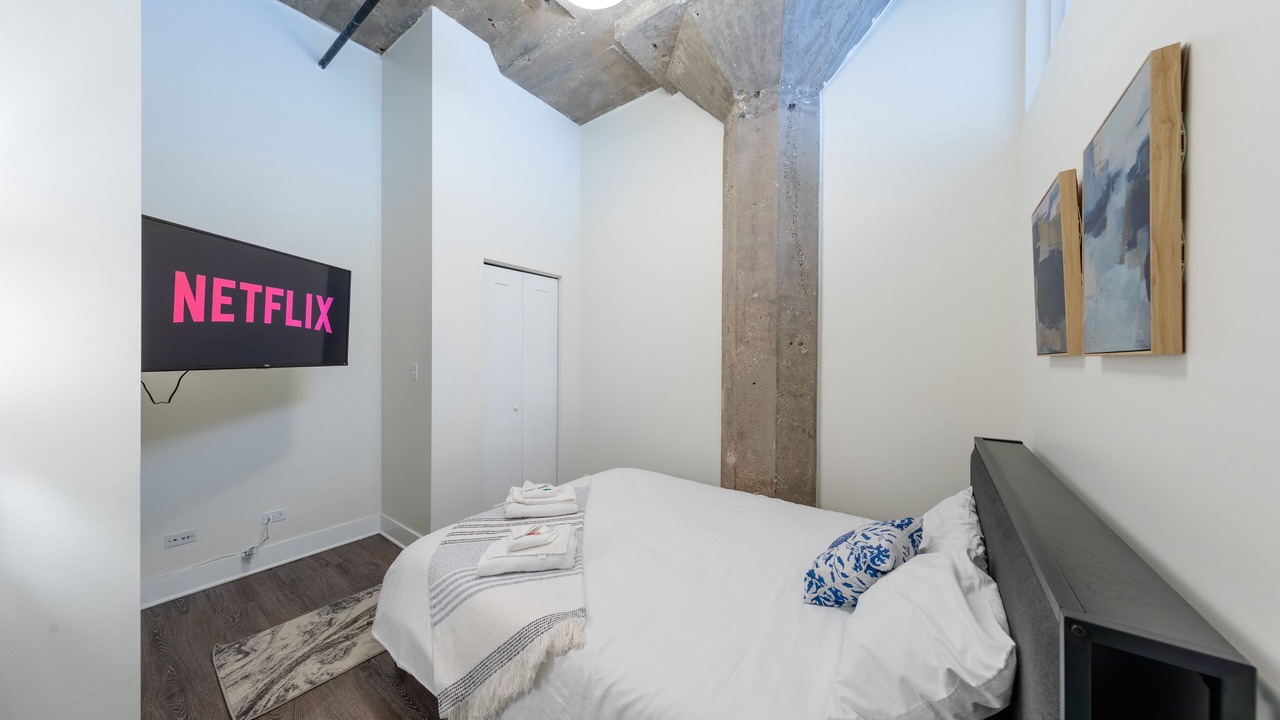Photo of Bedroom in Near South Side