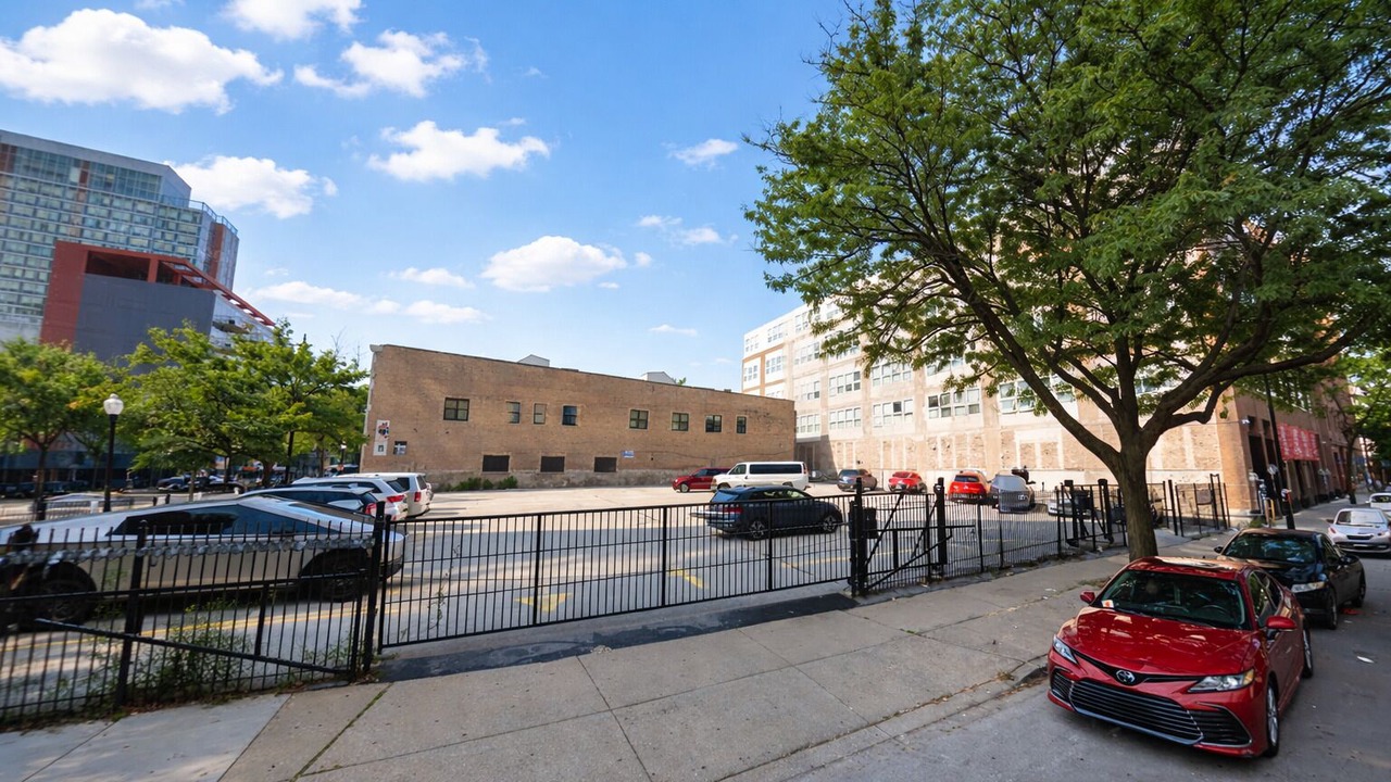 Photo of Outdoor in Near South Side