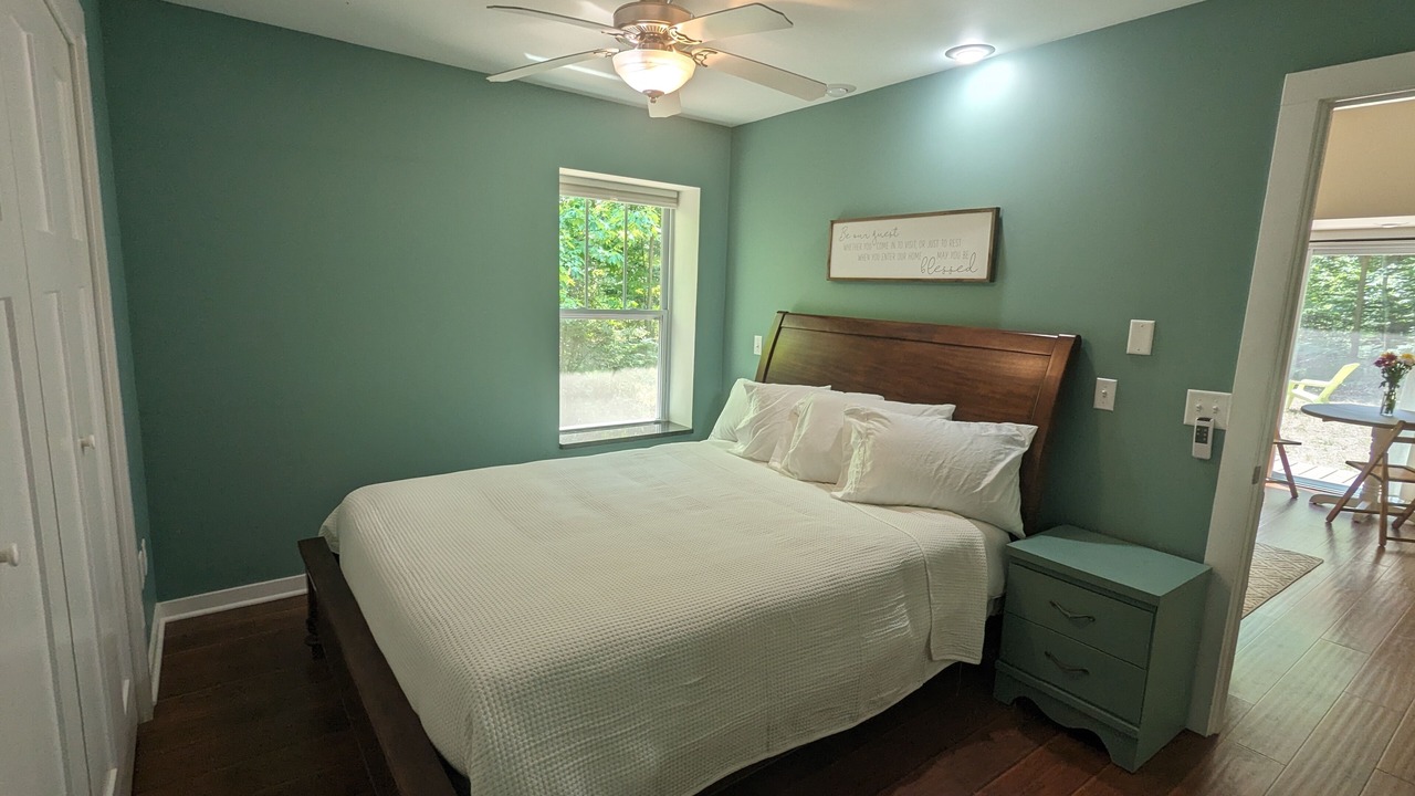 Photo of Bedroom in Shelby