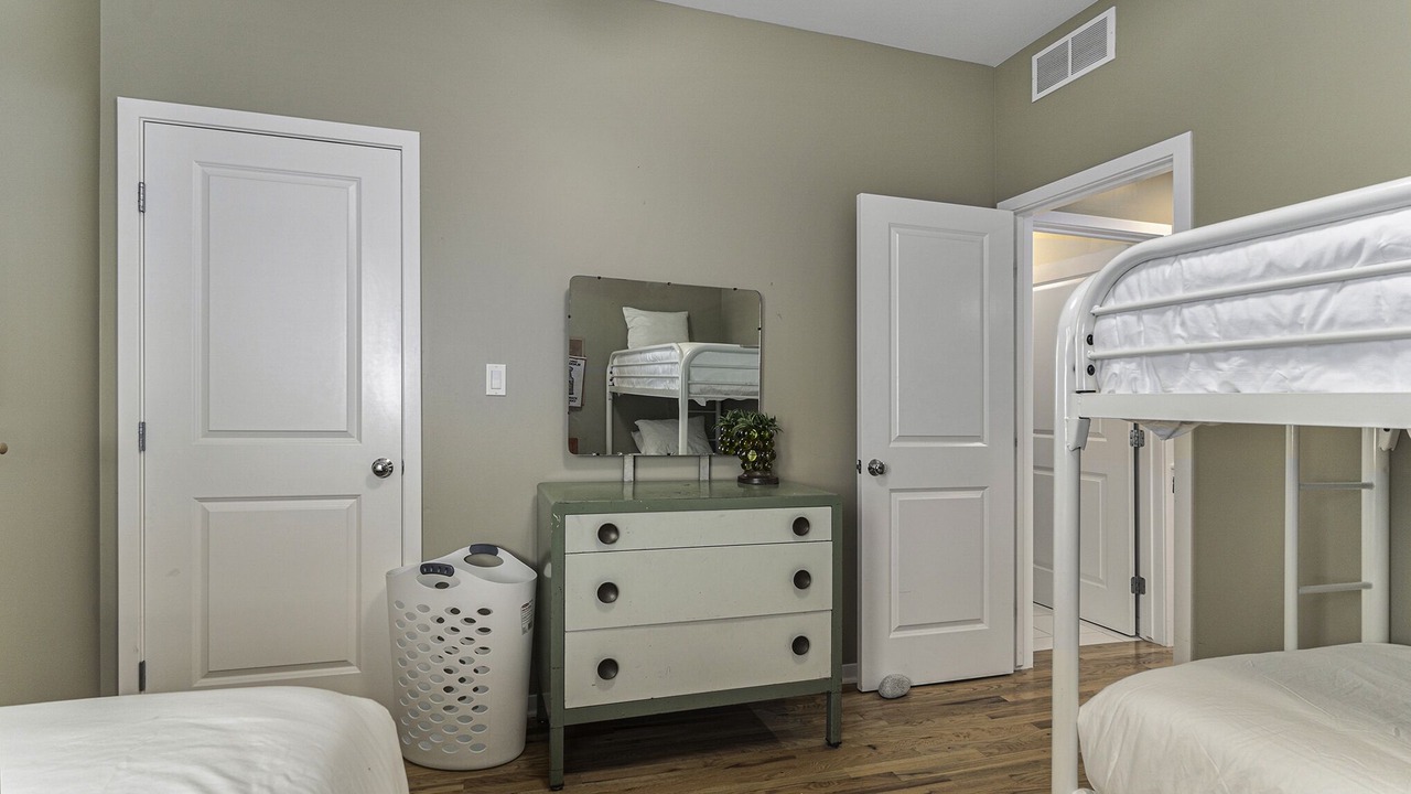Photo of Bedroom in South Haven