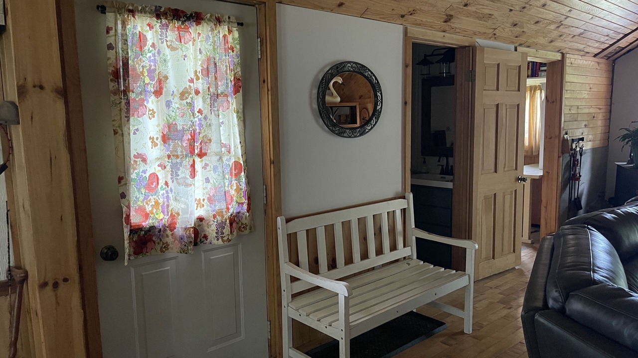 Photo of Livingroom in Manistique