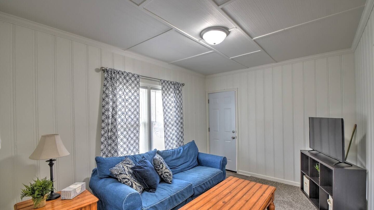 Photo of Livingroom in Highland