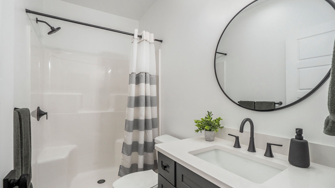 Photo of Bathroom in Beachwood-Bluffton