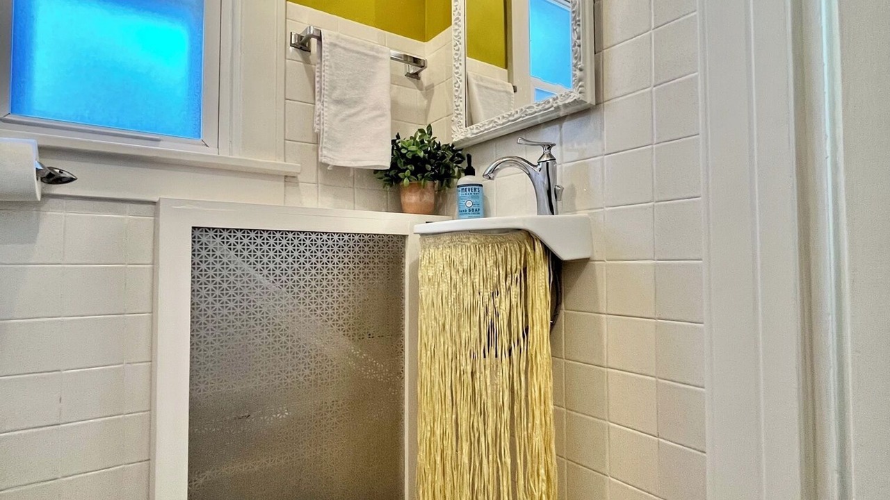 Photo of Bathroom in Keller Park