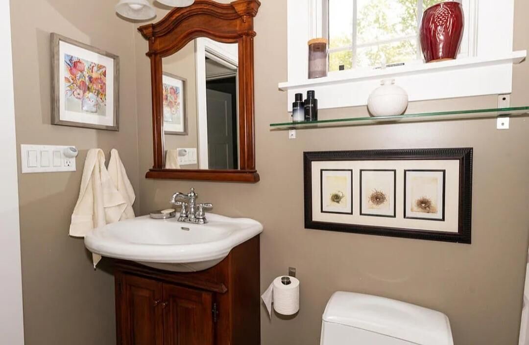 Photo of Bathroom in Glenn Haven Shores