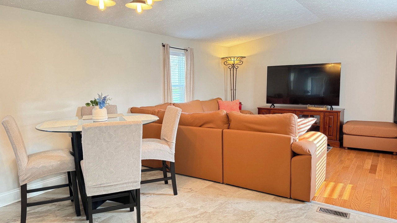 Photo of Livingroom in Chesterton