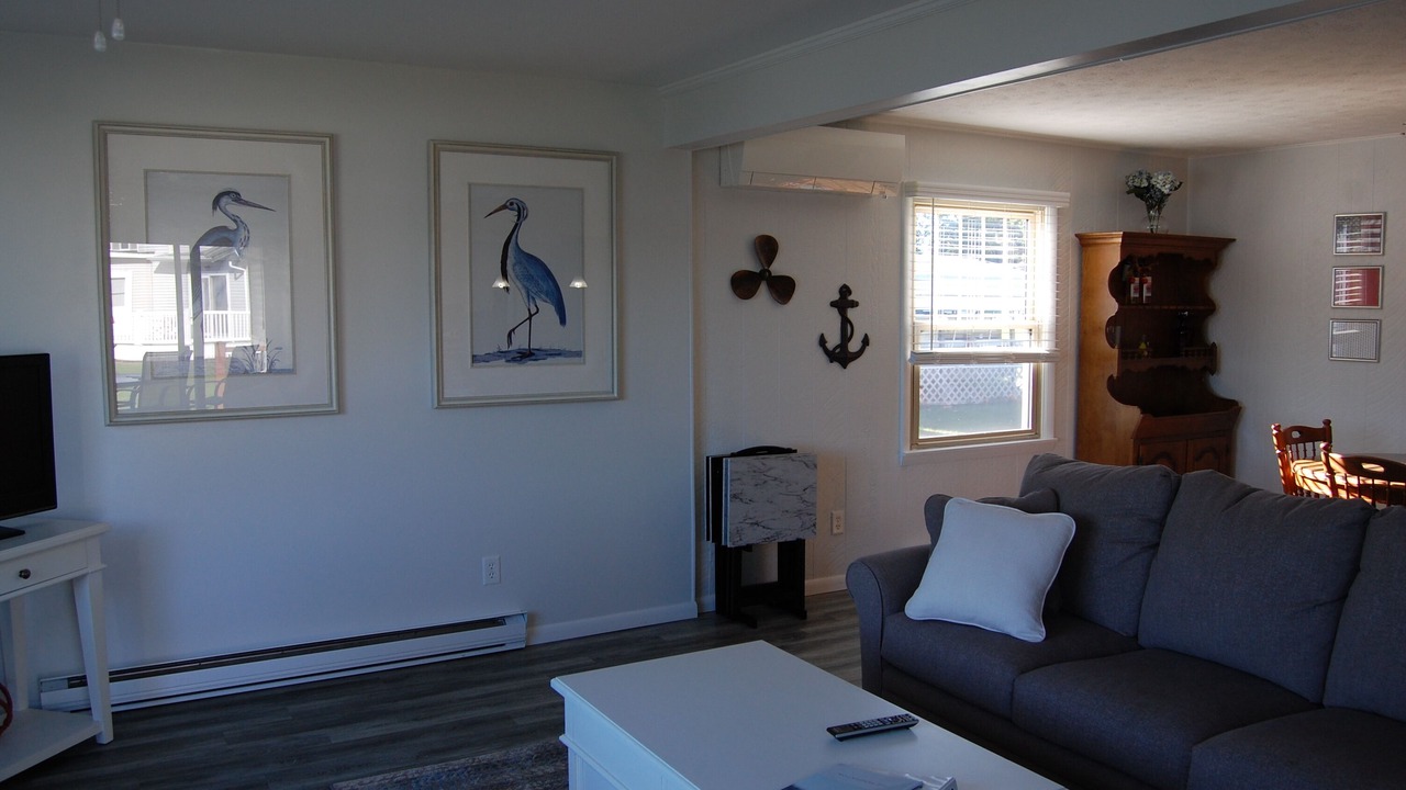 Photo of Livingroom in Silver Lake