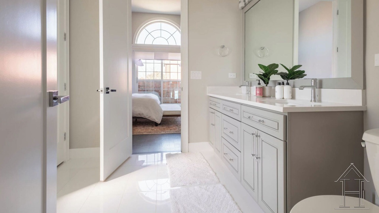 Photo of Bathroom in Washington Park