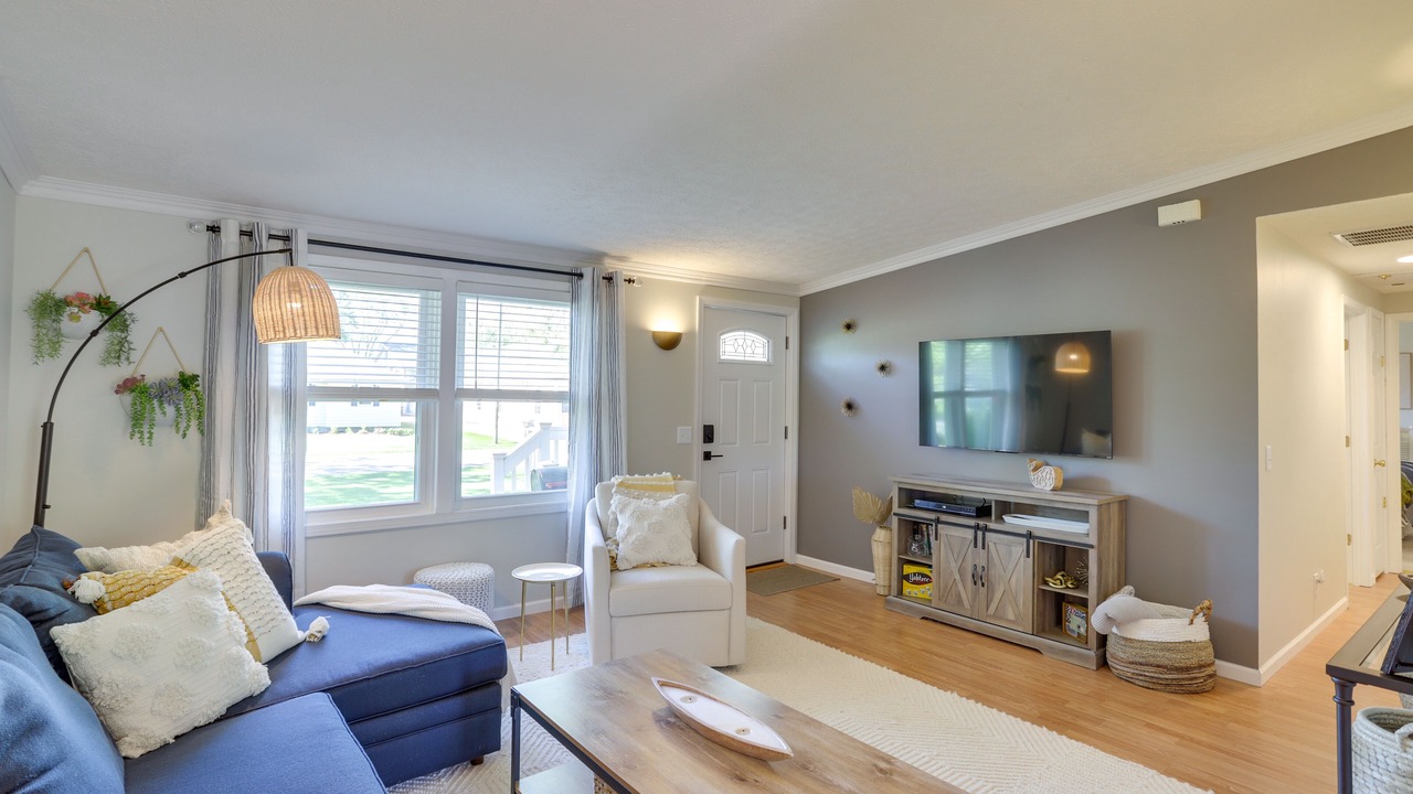 Photo of Bedroom in Three Oaks