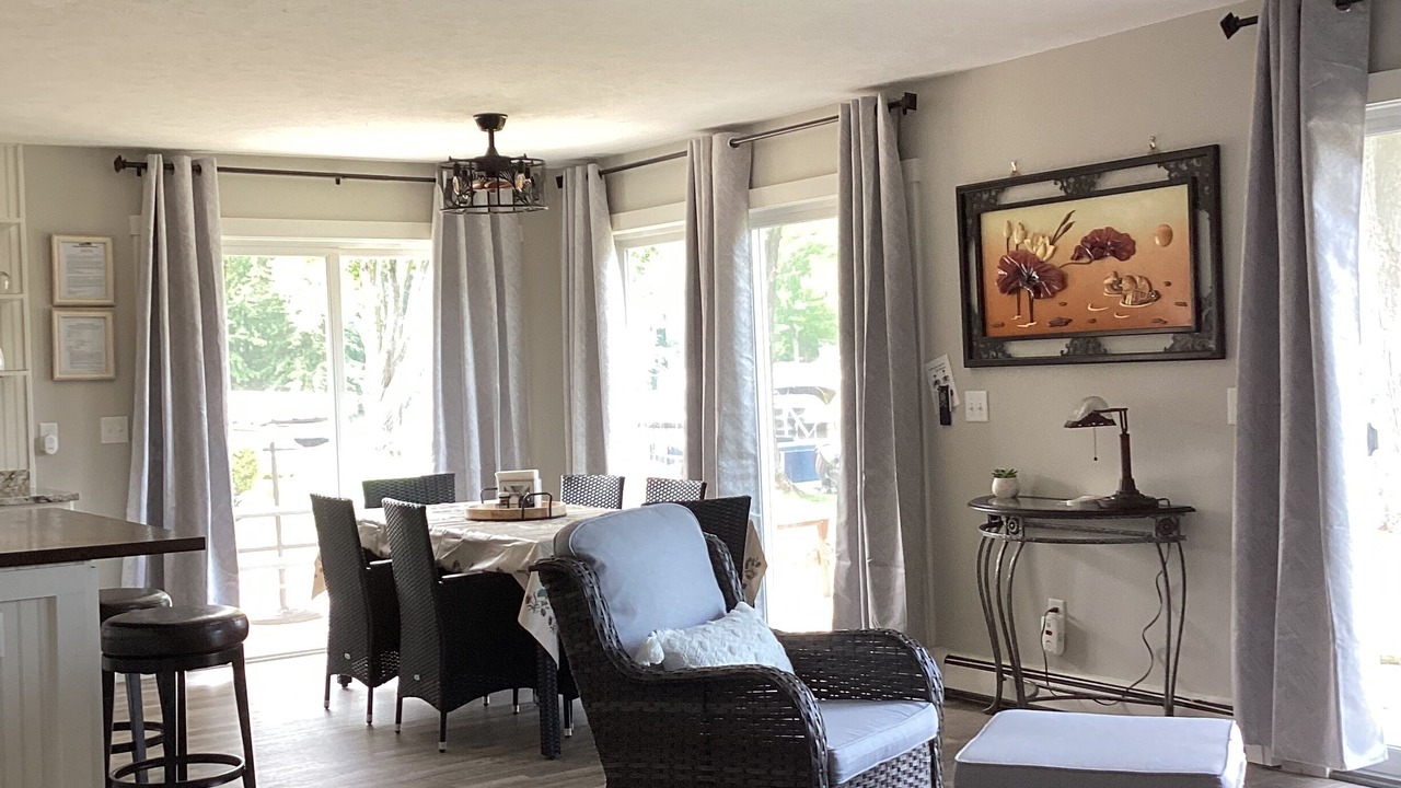 Photo of Livingroom in Bradley