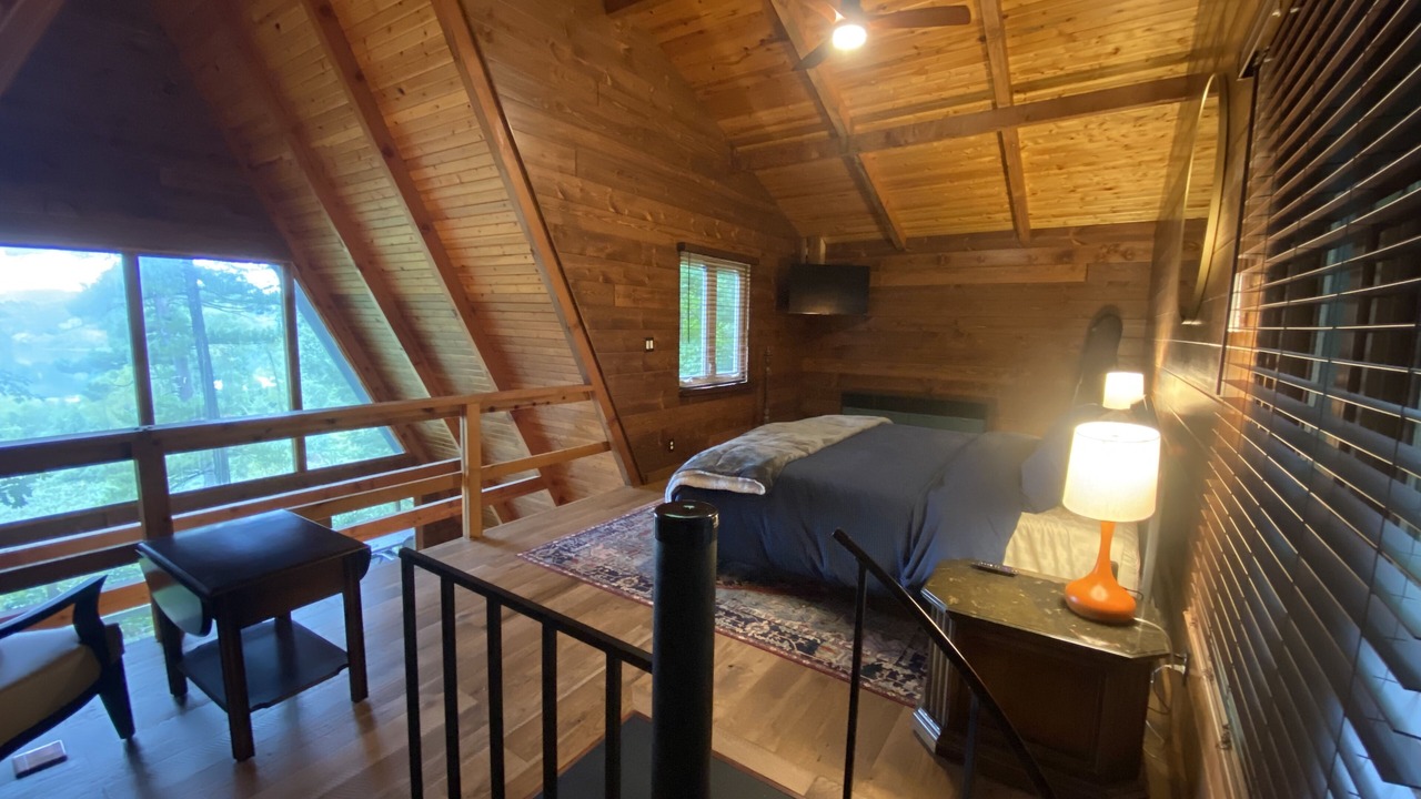 Photo of Bedroom in Allegan