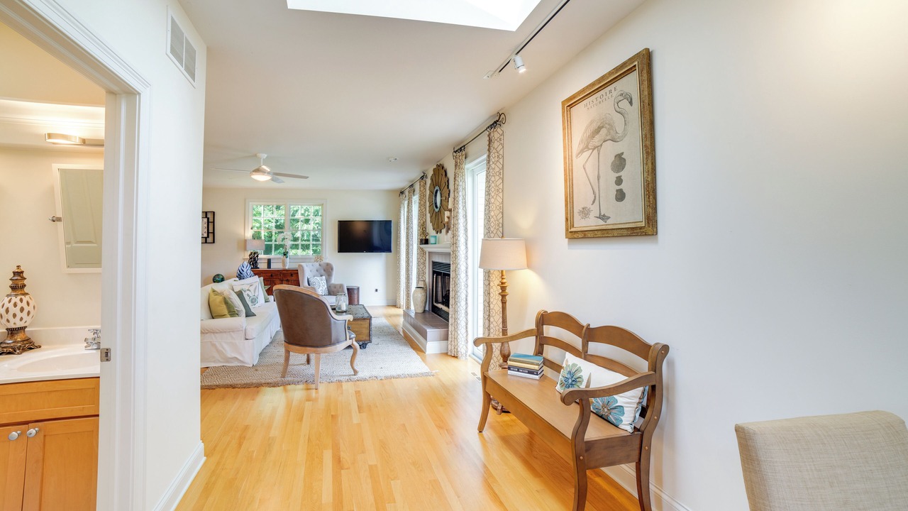 Photo of Livingroom in Miller Beach