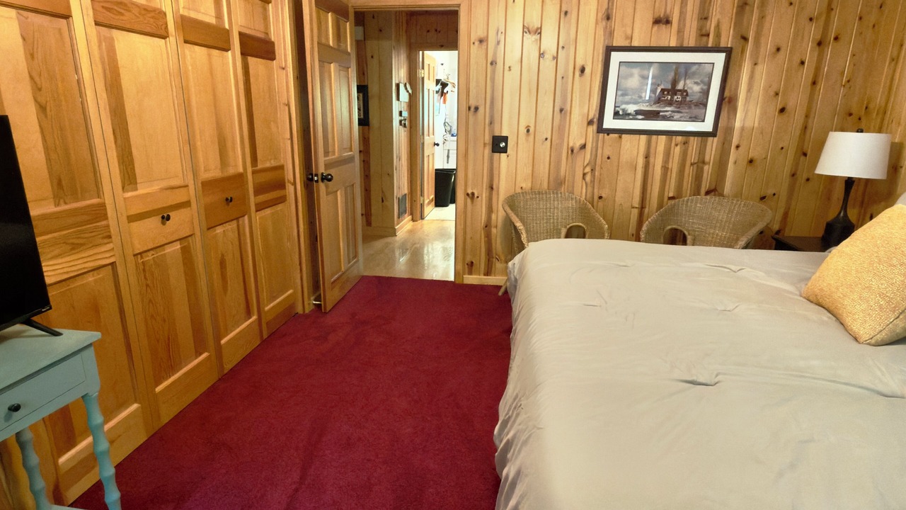Photo of Bedroom in Frankfort