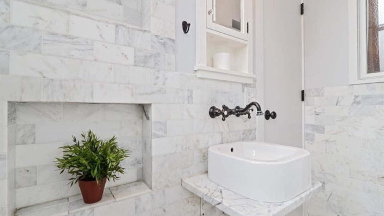 Photo of Bathroom in Old Town Triangle