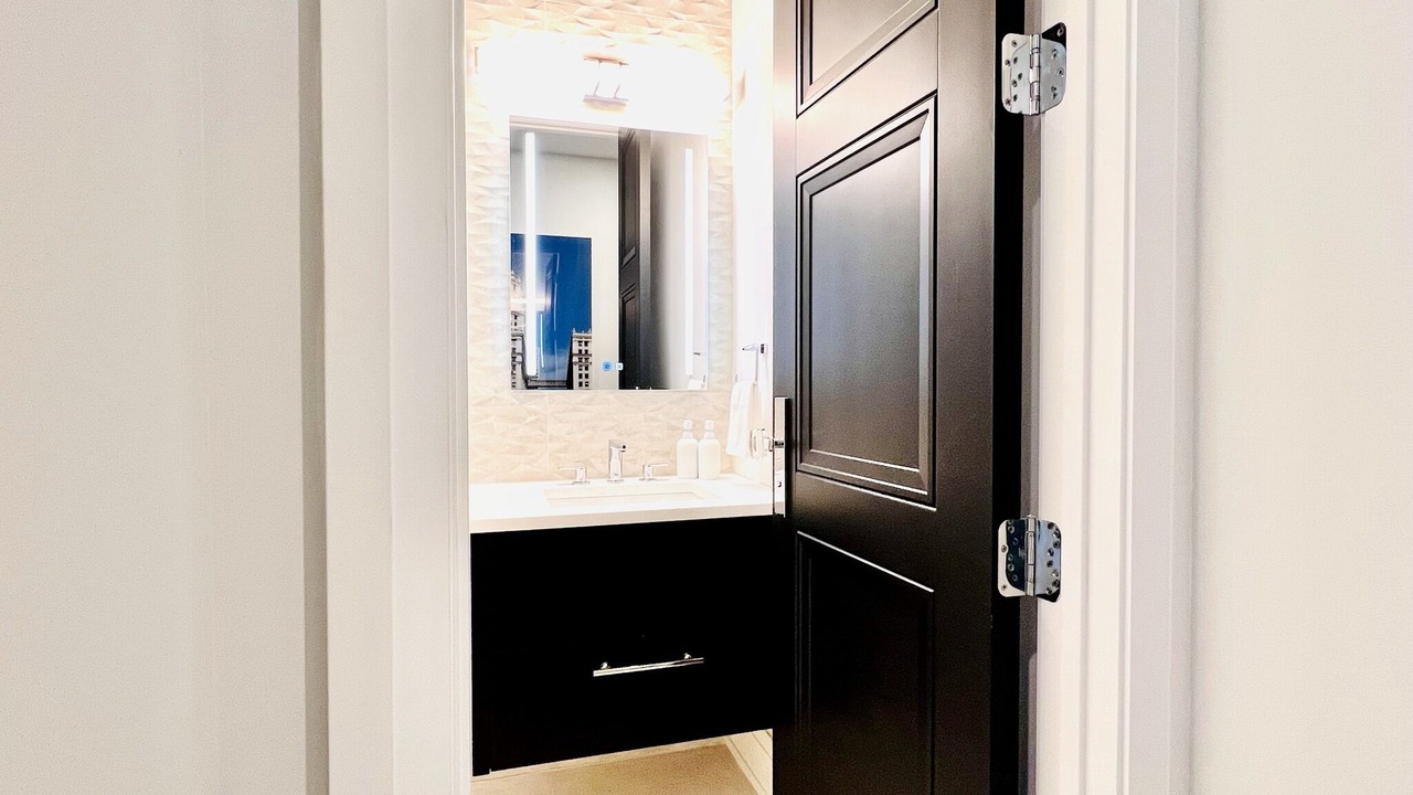 Photo of Bathroom in Near North Side