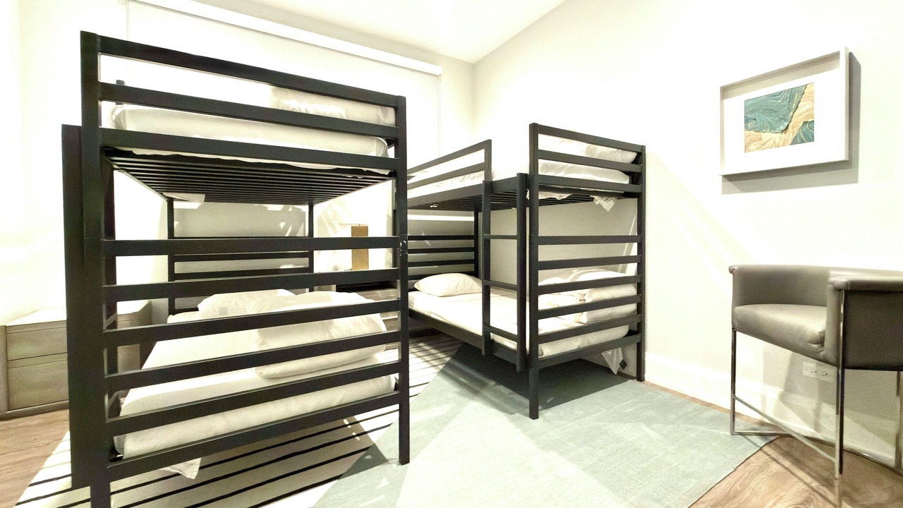 Photo of Bedroom in Near North Side