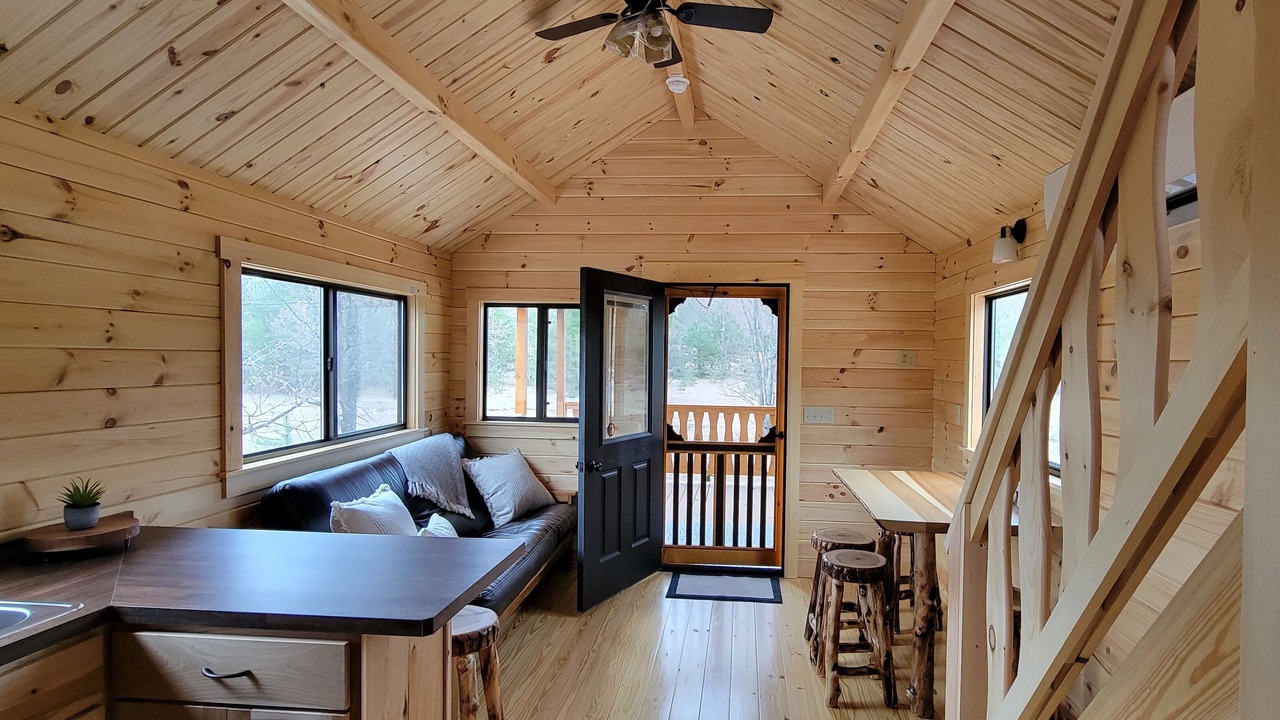 Photo of Livingroom in Northeast Michigan
