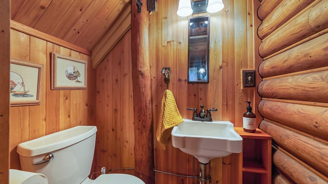 Photo of Bathroom in Saugatuck