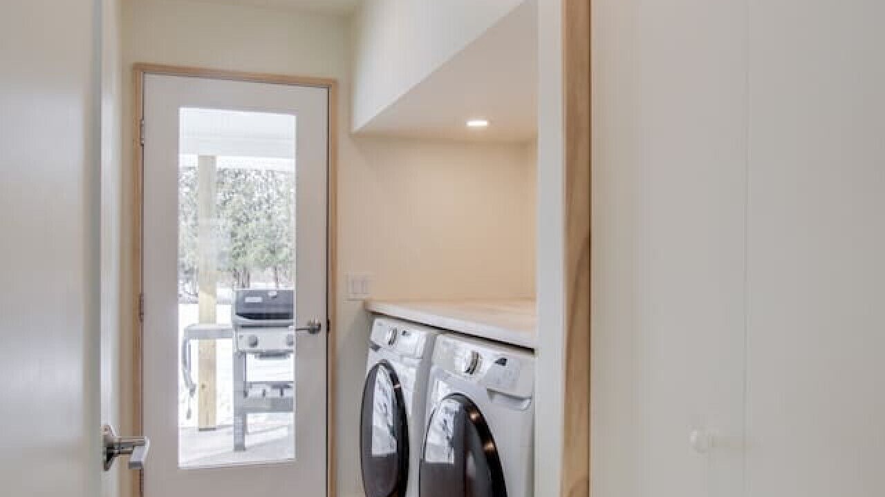Photo of Bedroom in Maple City