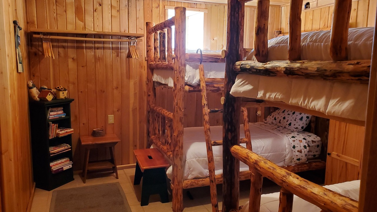Photo of Bedroom in Menominee