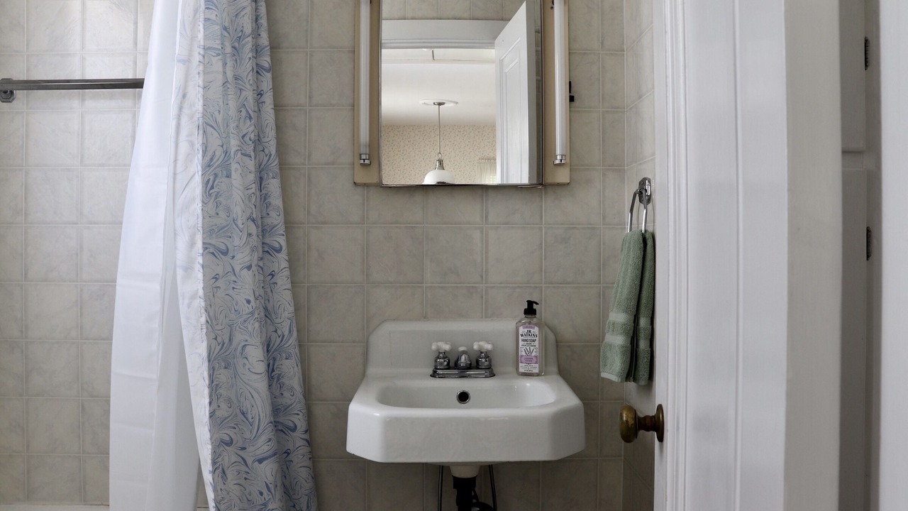 Photo of Bathroom in Frankfort