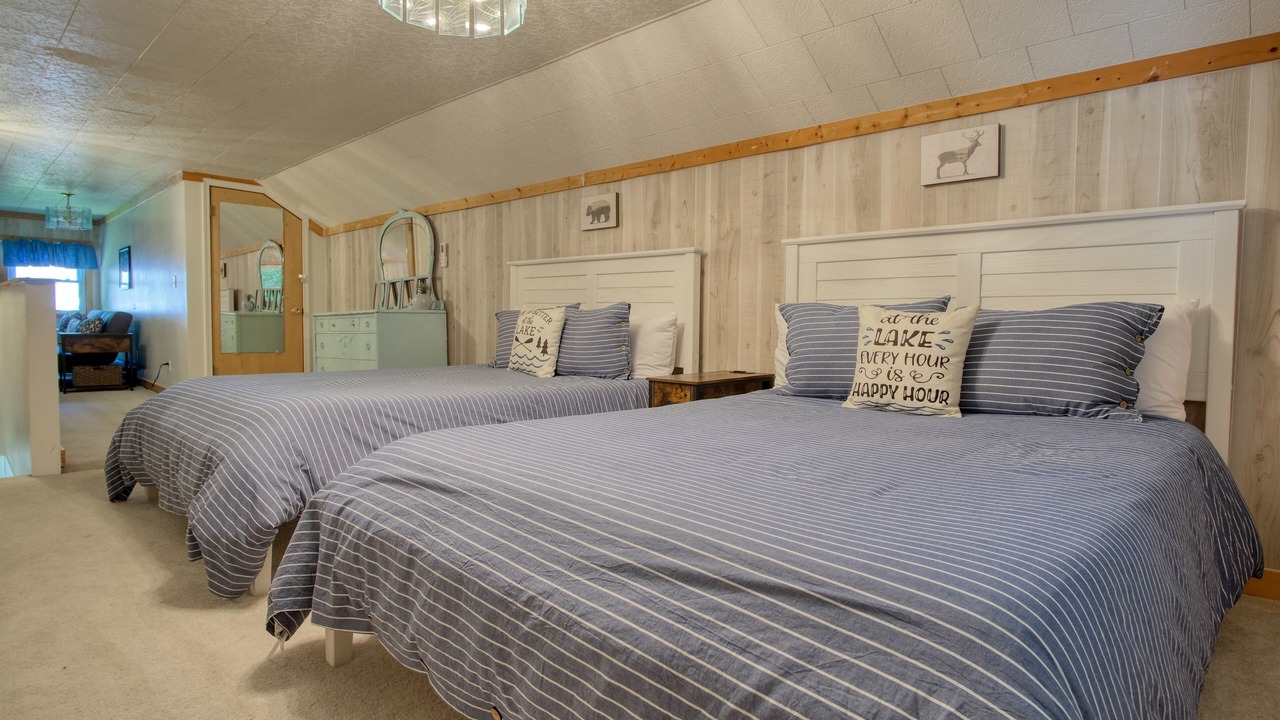 Photo of Bedroom in Deedsville