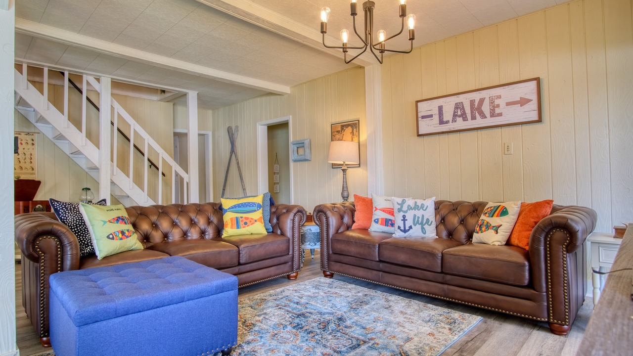 Photo of Livingroom in Deedsville