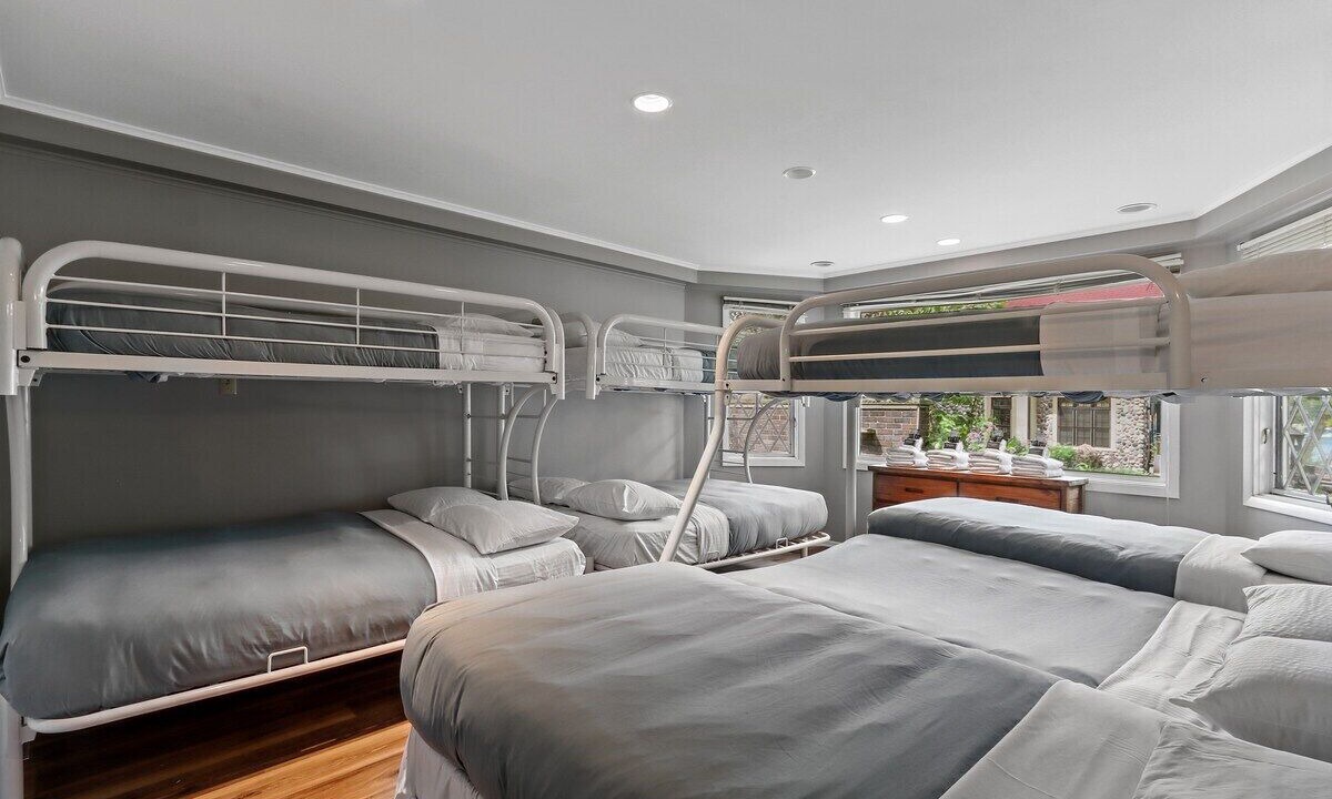 Photo of Bedroom in Twin Lakes