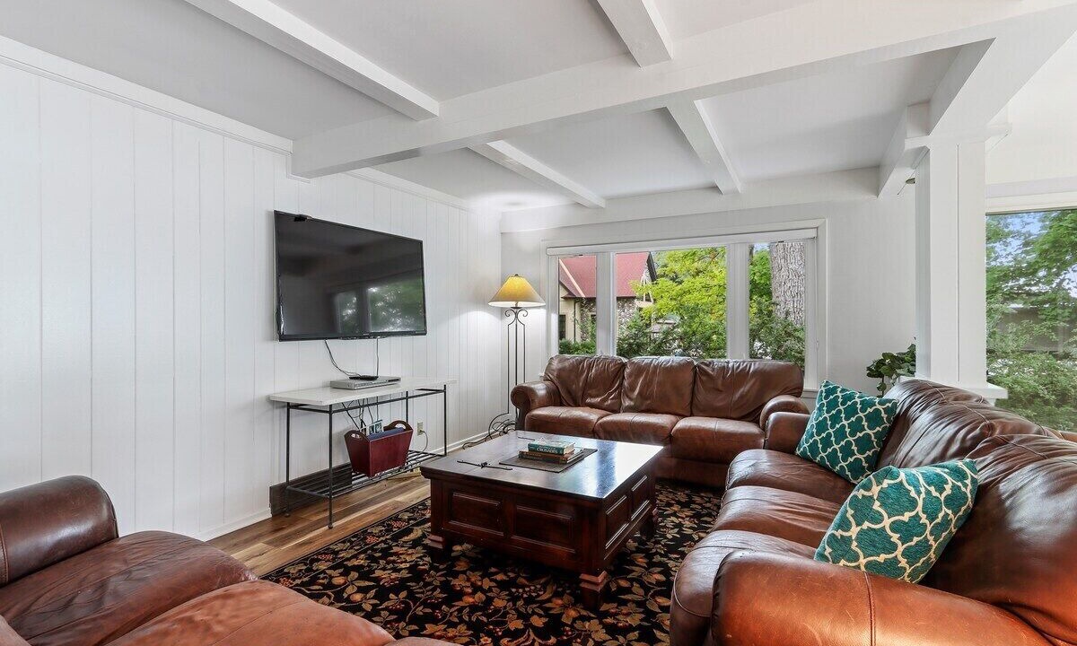 Photo of Bedroom in Twin Lakes