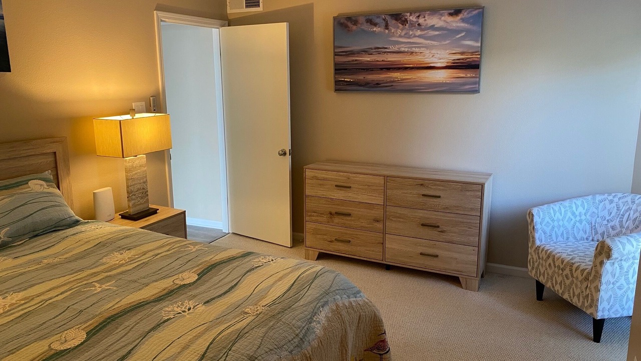 Photo of Bedroom in Lake Hamilton