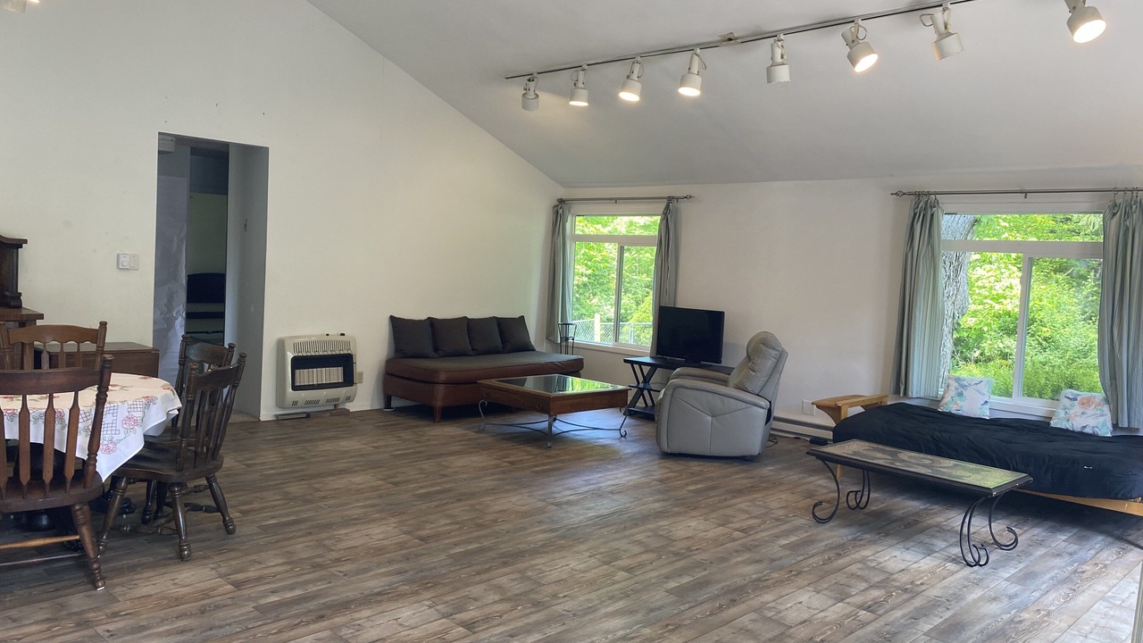 Photo of Bedroom in Lakeside