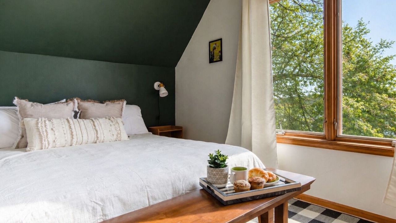 Photo of Bedroom in Fox Lake