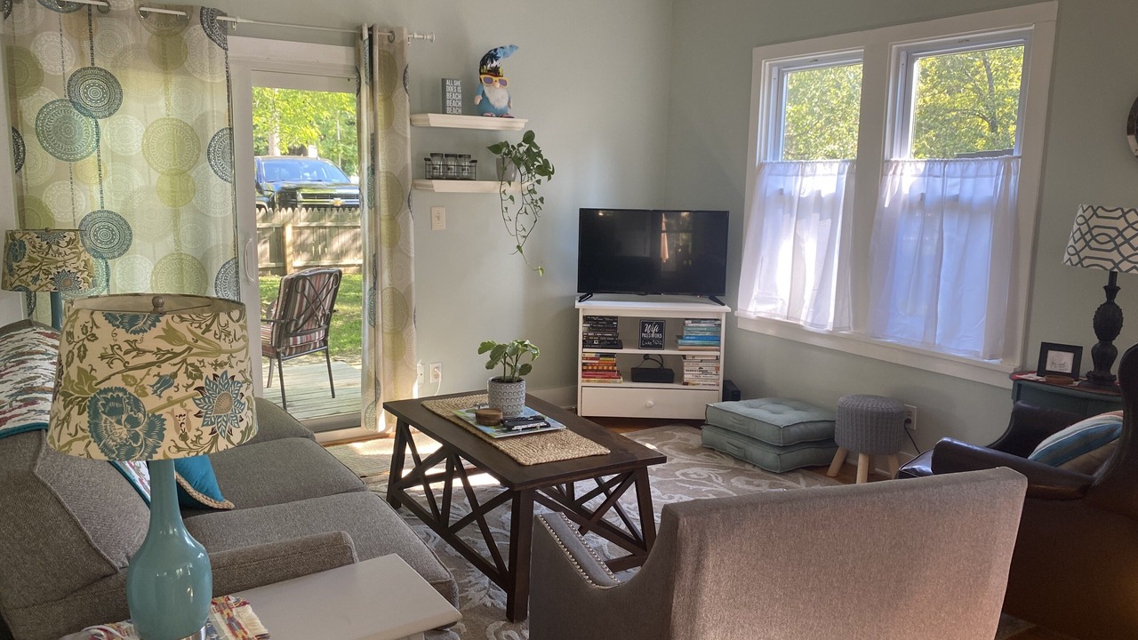 Photo of Livingroom in Union Pier