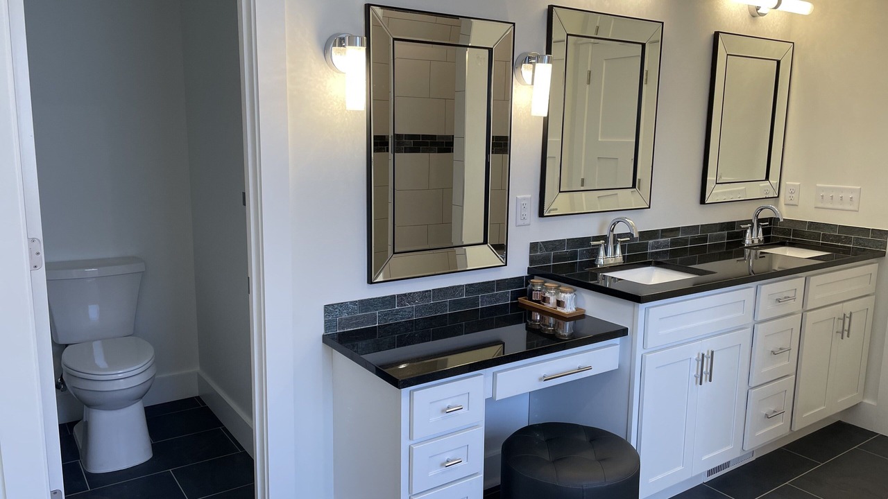 Photo of Bathroom in South Haven