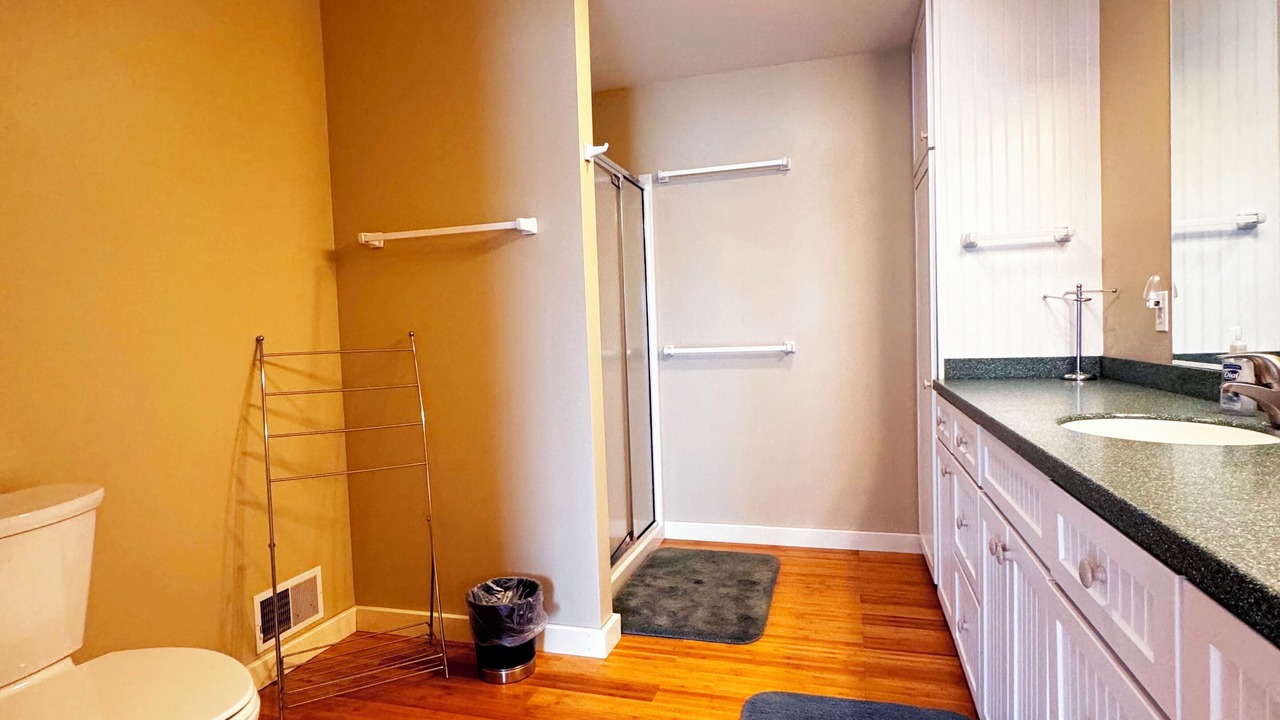 Photo of Bathroom in Empire