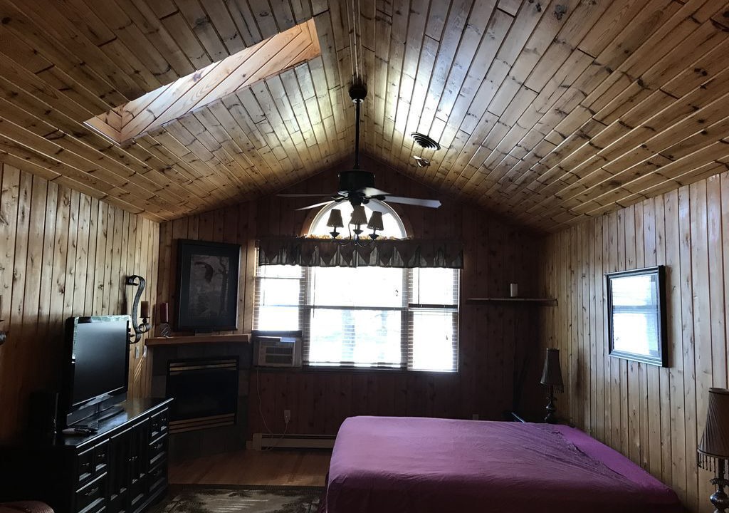 Photo of Bedroom in Wauksaukee