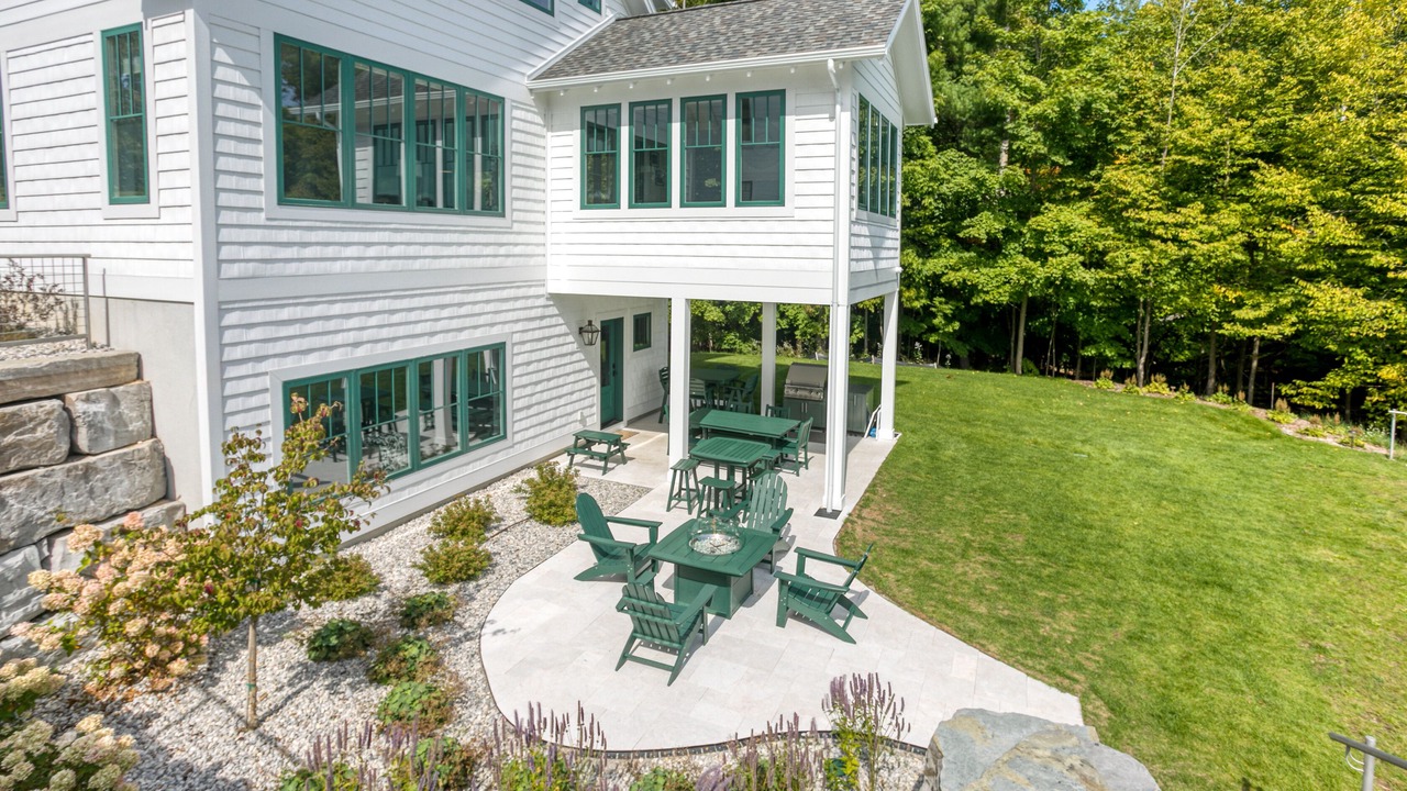 Photo of Outdoor in Mayfield