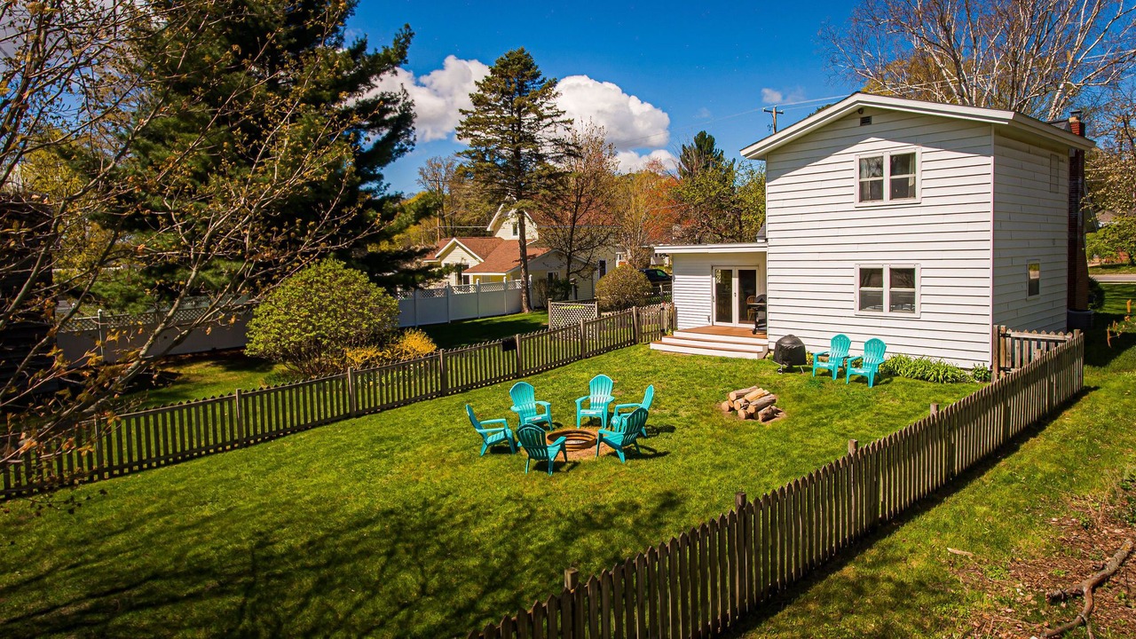 Photo of Patio Balcony in Walloon Lake