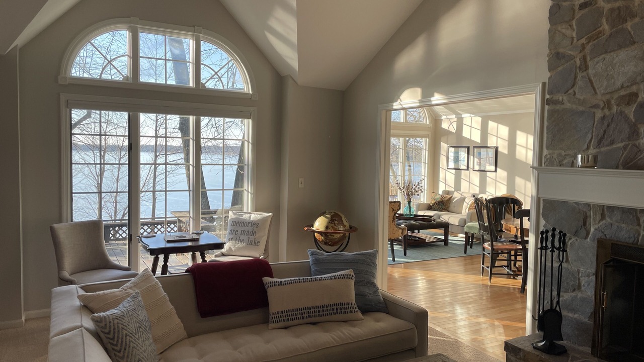 Photo of Livingroom in Culver