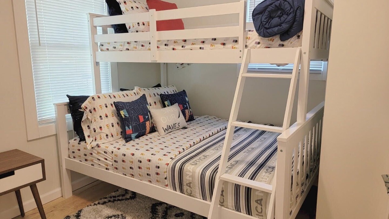 Photo of Bedroom in Paw Paw Lake