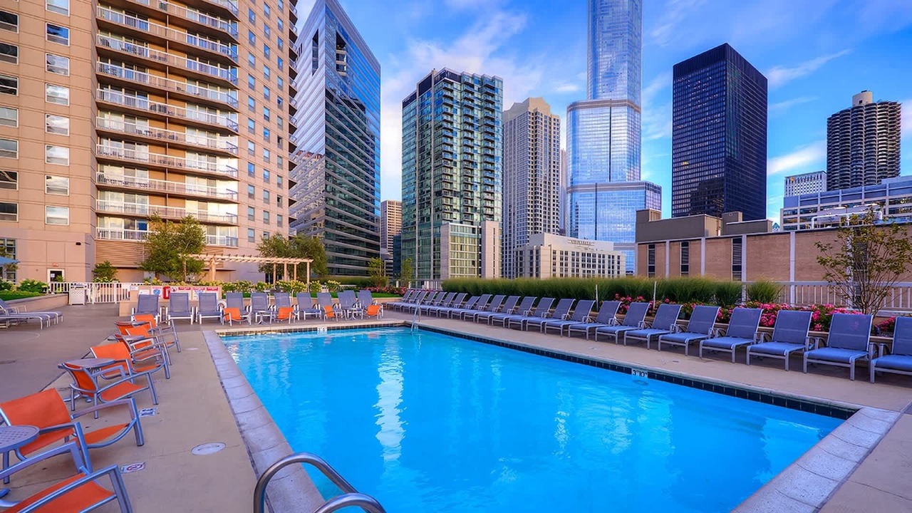 Photo of Outdoor in Downtown Chicago