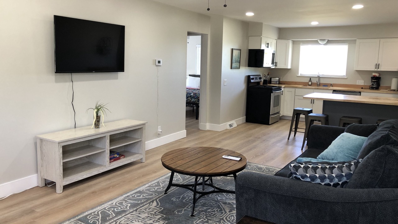 Photo of Livingroom in Acme