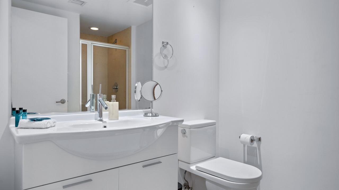 Photo of Bathroom in Brickell