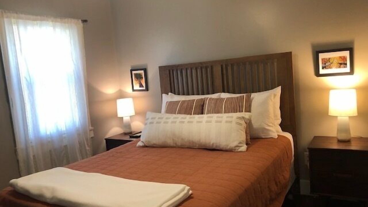 Photo of Bedroom in Scottville